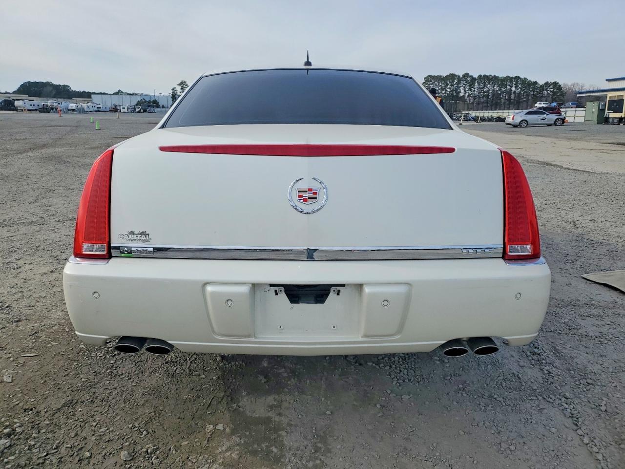 2008 Cadillac Dts - Image 6
