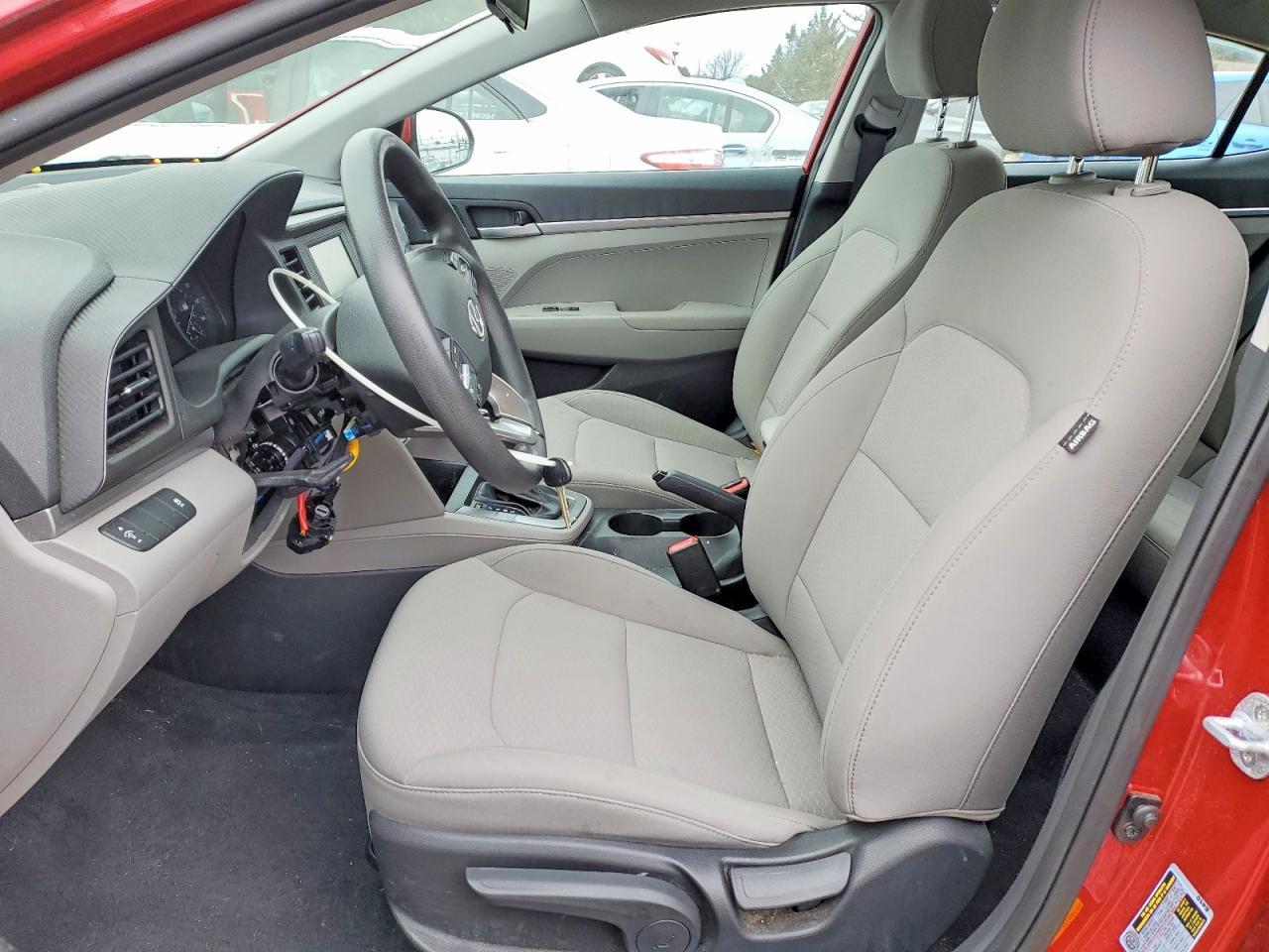 2019 Hyundai Elantra Se - Image 7