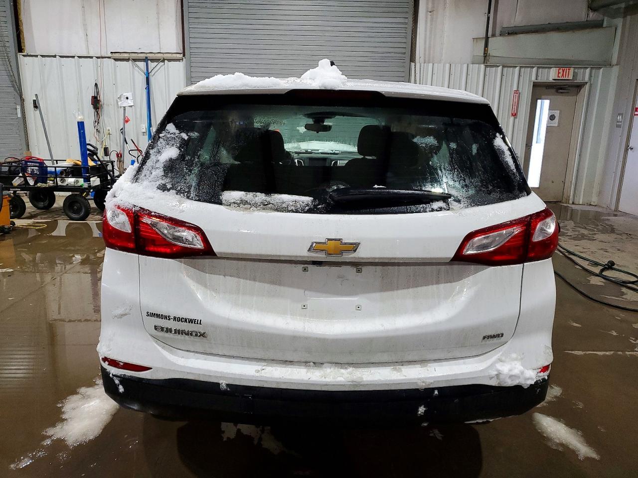 2021 Chevrolet Equinox Ls - Image 6