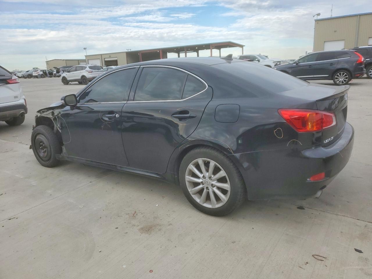 2010 Lexus Is 250 - Image 2