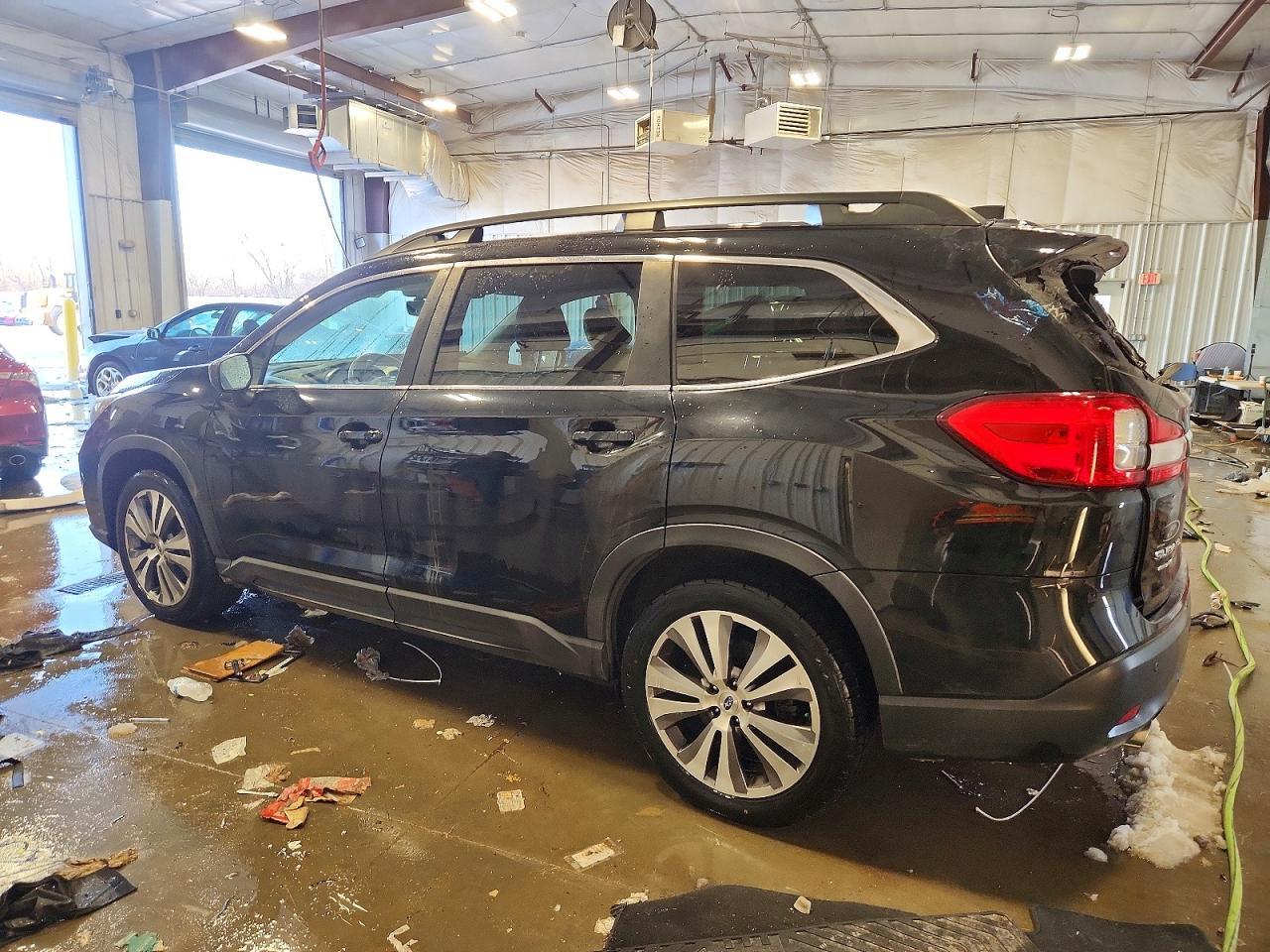 2020 Subaru Ascent Premium - Фото 2