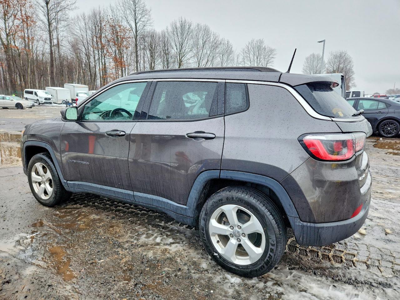 2018 Jeep Compass Latitude - Фото 2