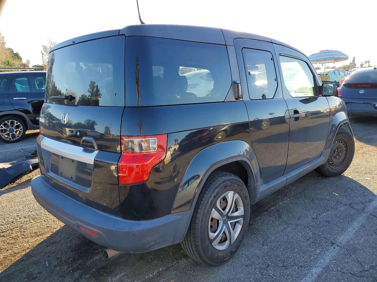 2011 Honda Element Lx - Image 3