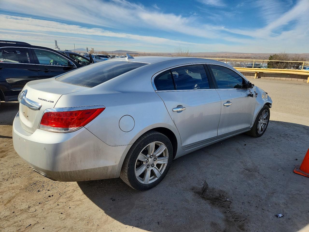 2013 Buick Lacrosse - Image 3