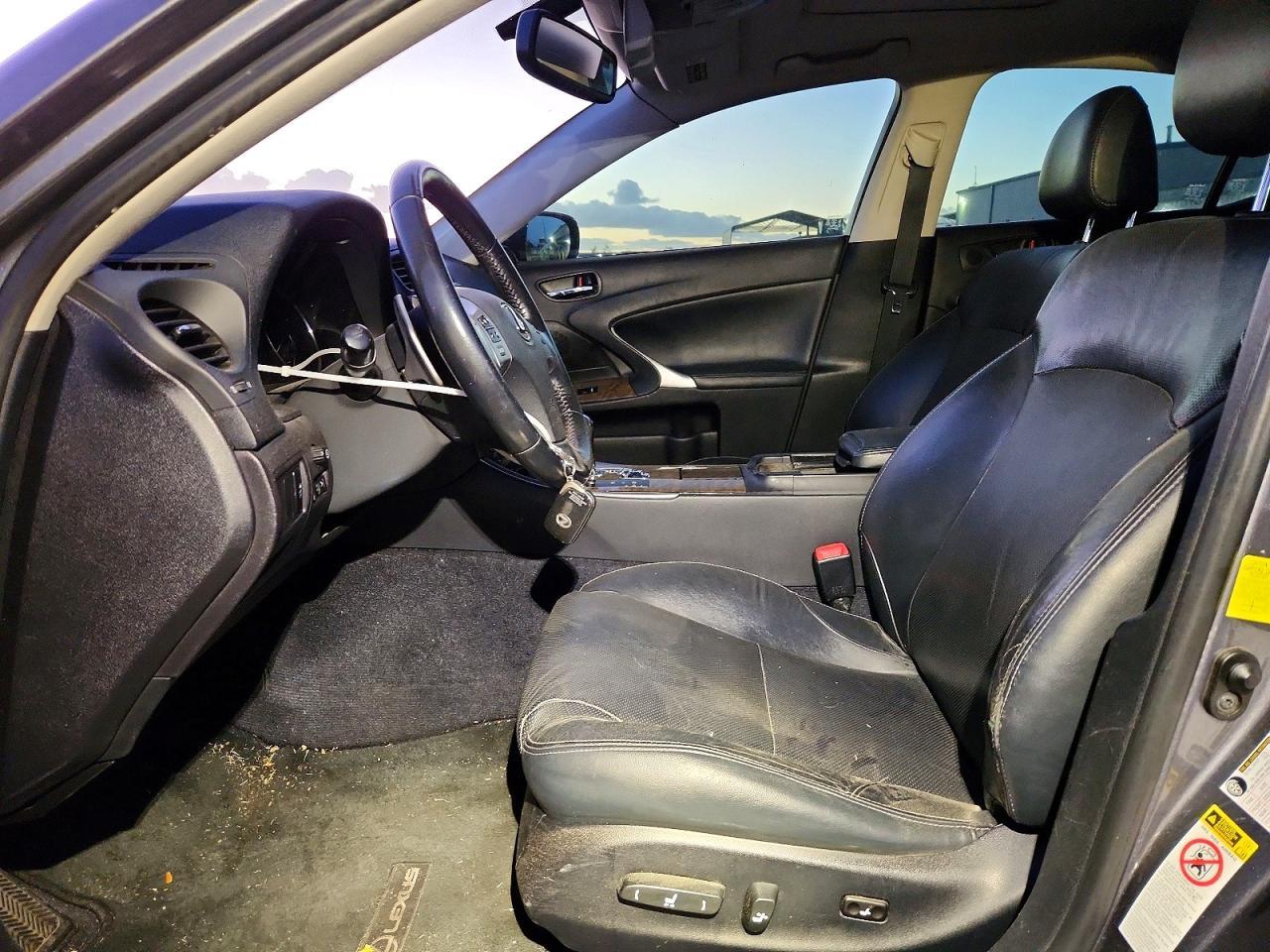 2012 Lexus Is 250 - Image 7