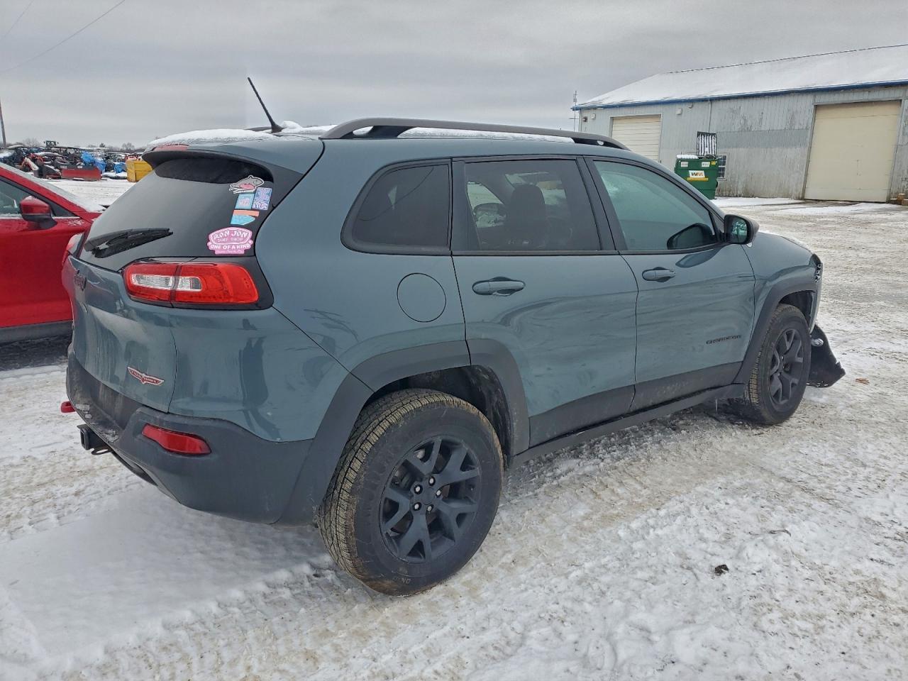2015 Jeep Cherokee Trailhawk - Image 3