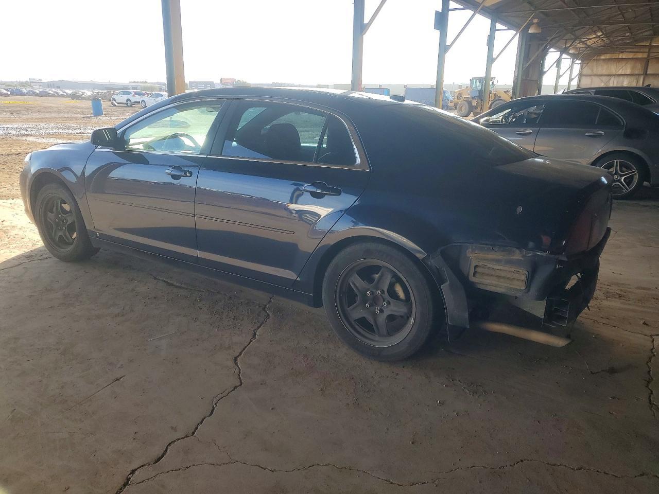 2009 Chevrolet Malibu Ls - Фото 2