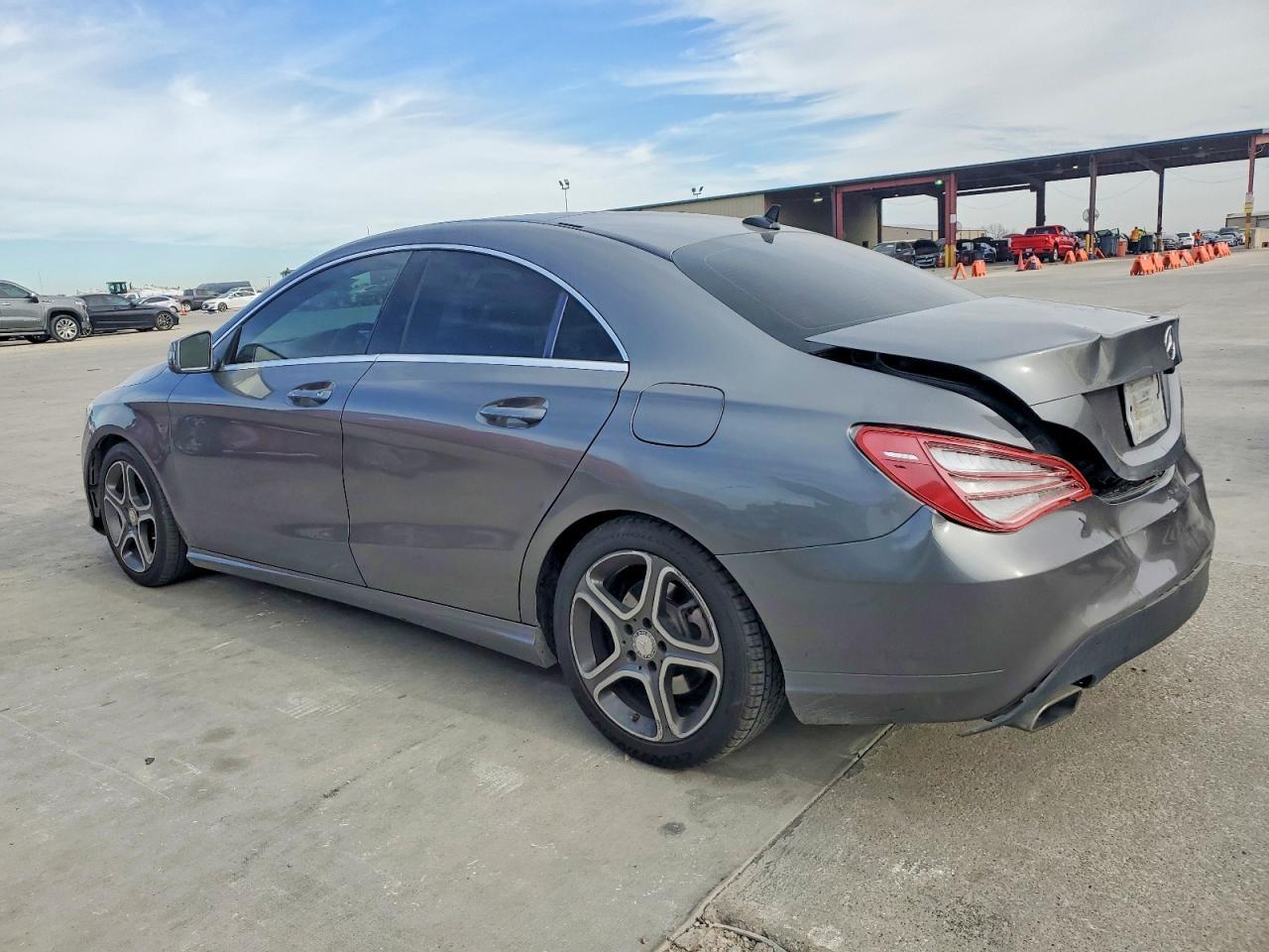 2014 Mercedes-Benz Cla 250 - Фото 2