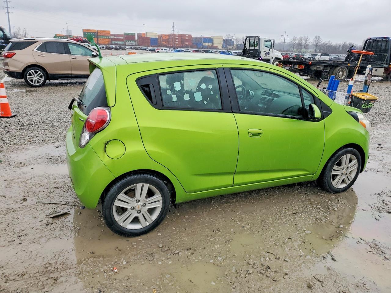 2014 Chevrolet Spark Ls - Image 3