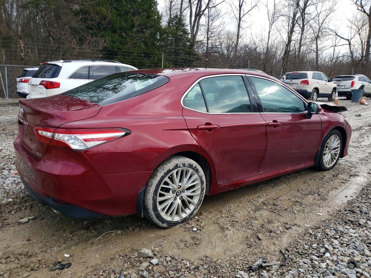 2018 Toyota Camry L - Image 3