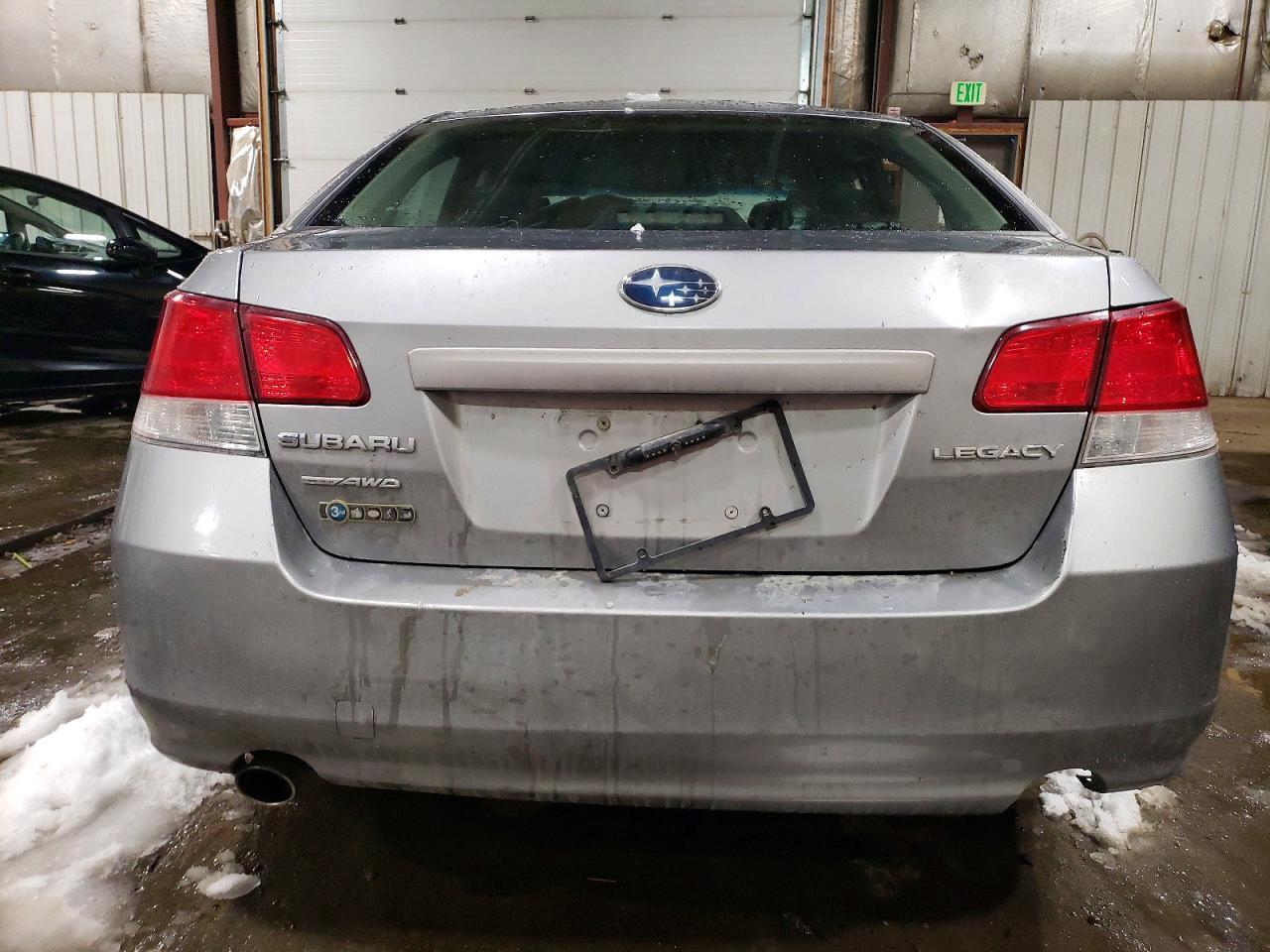 2010 Subaru Legacy 2.5I Premium - Фото 6