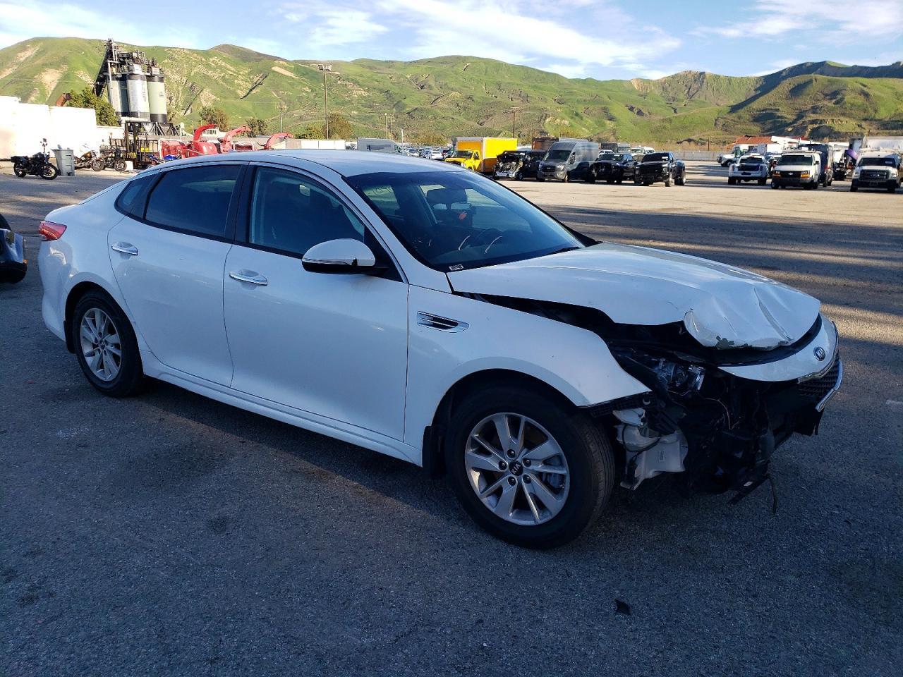 2016 Kia Optima Lx - Image 4
