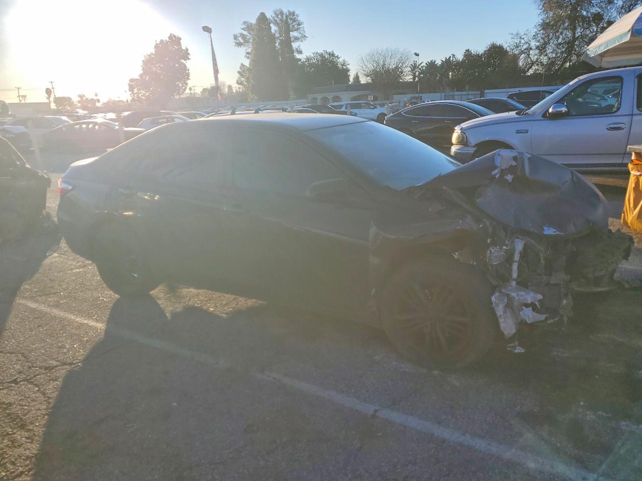 2017 Toyota Camry Le - Фото 4