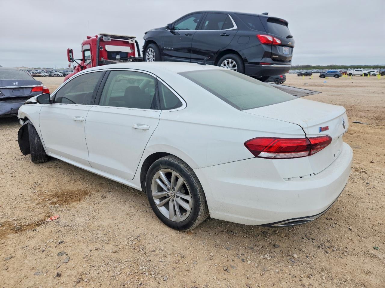 2020 Volkswagen Passat Se - Фото 2