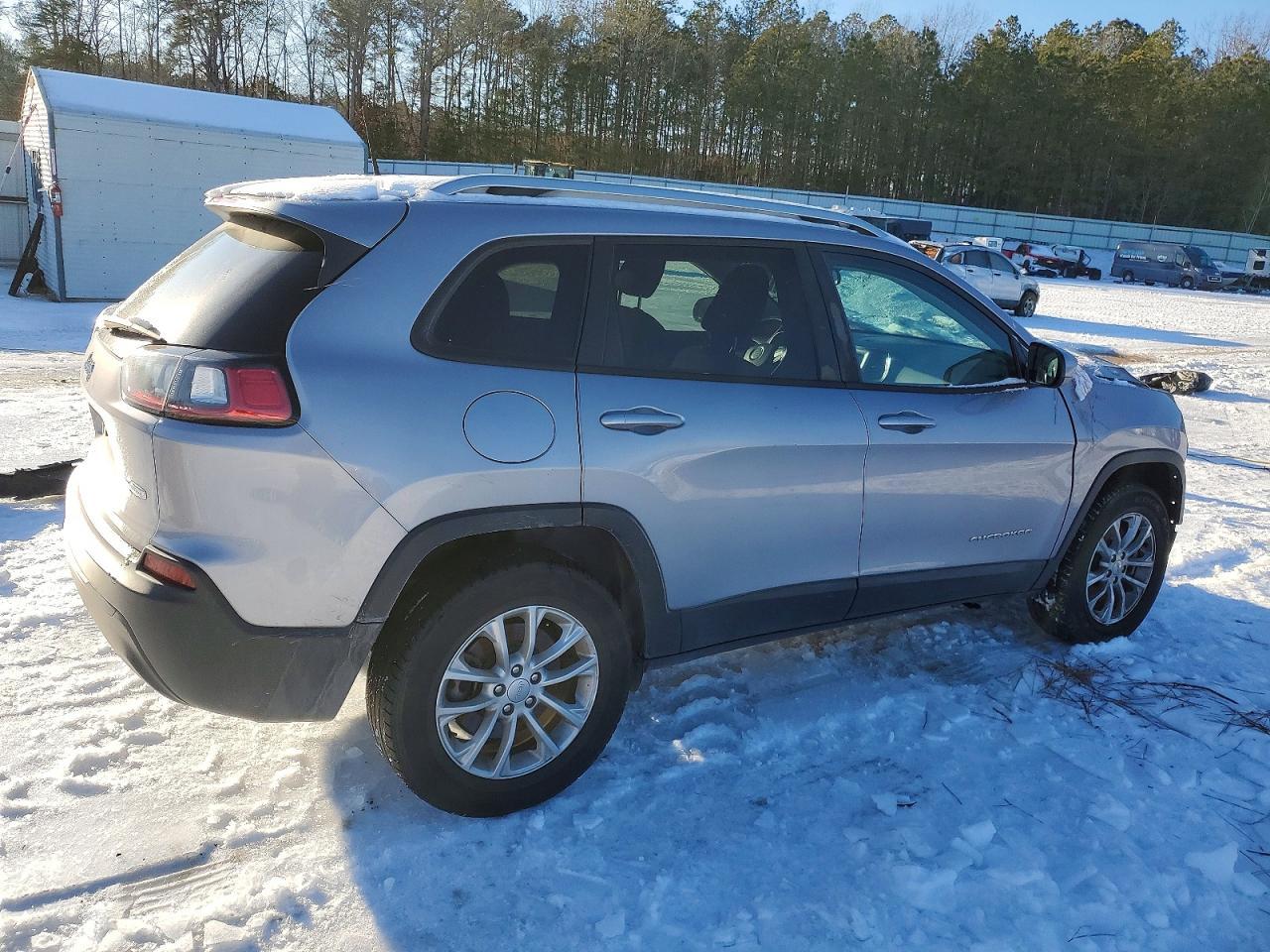 2020 Jeep Cherokee Latitude - Фото 3