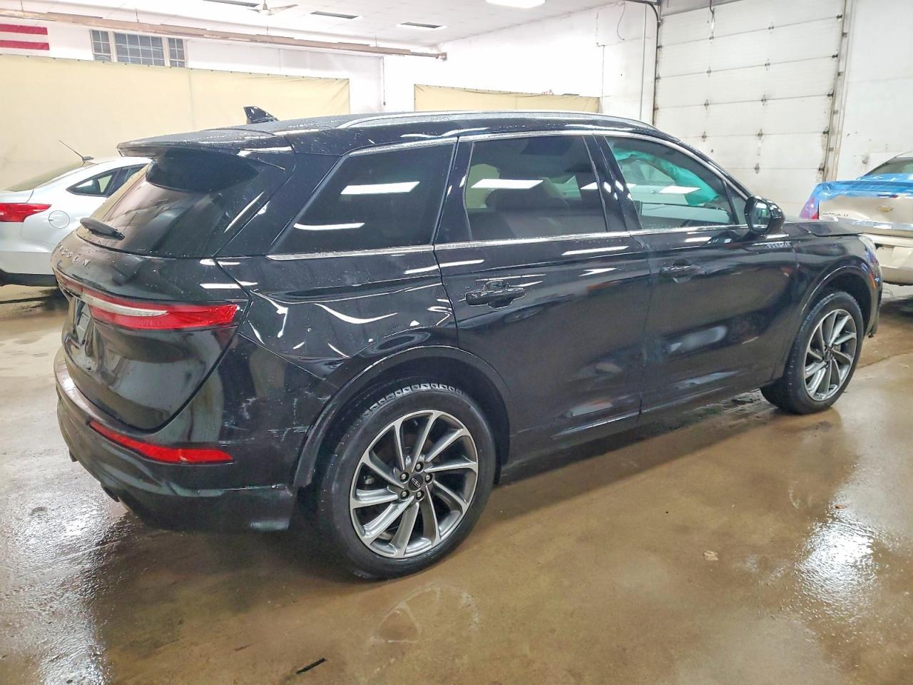 2024 Lincoln Corsair Grand Touring - Фото 3