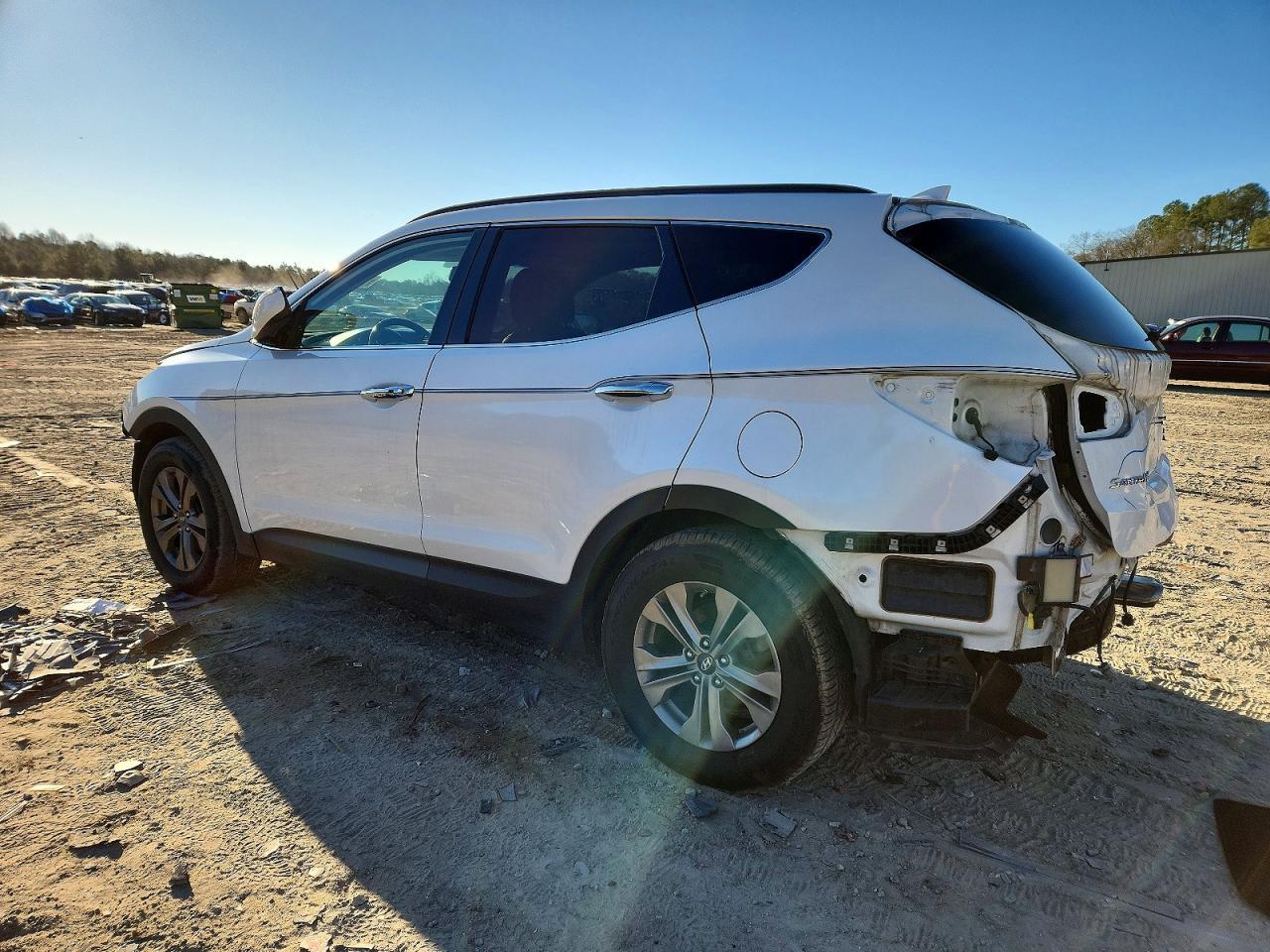 2015 Hyundai Santa Fe Sport - Image 2