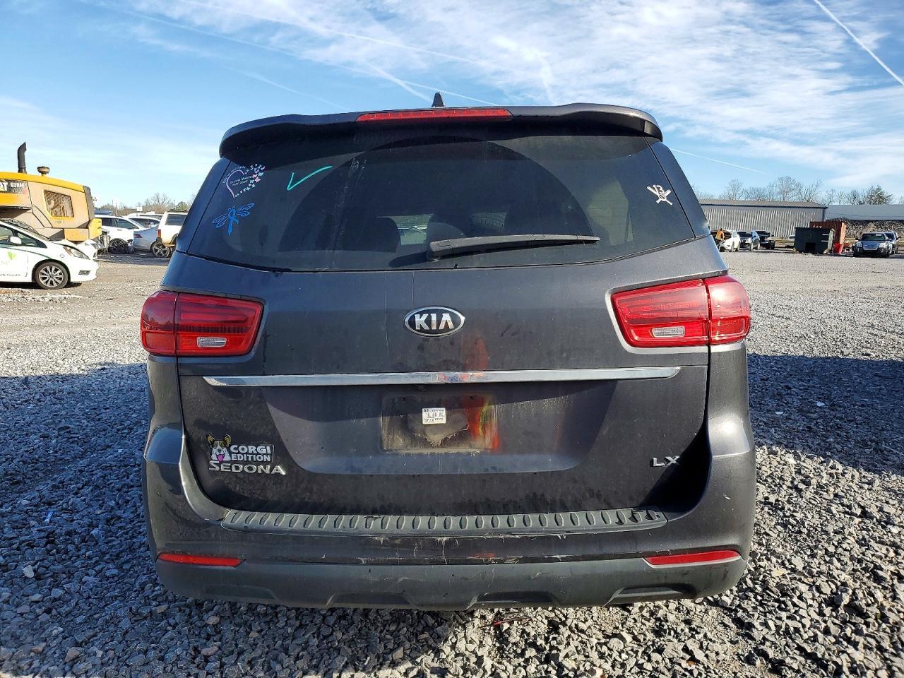 2021 Kia Sedona Lx - Image 6