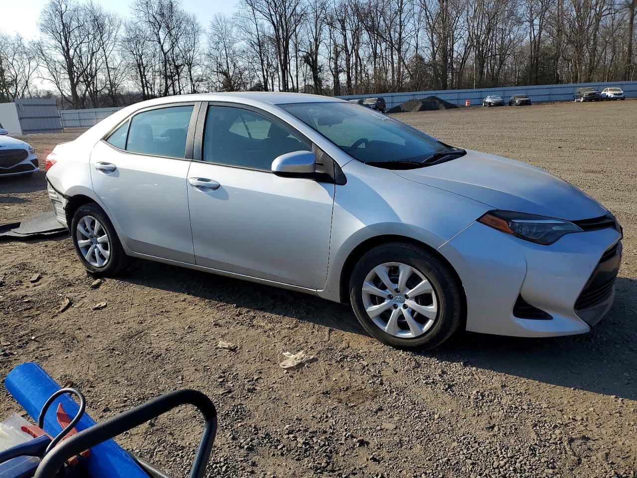 2019 Toyota Corolla L - Image 4