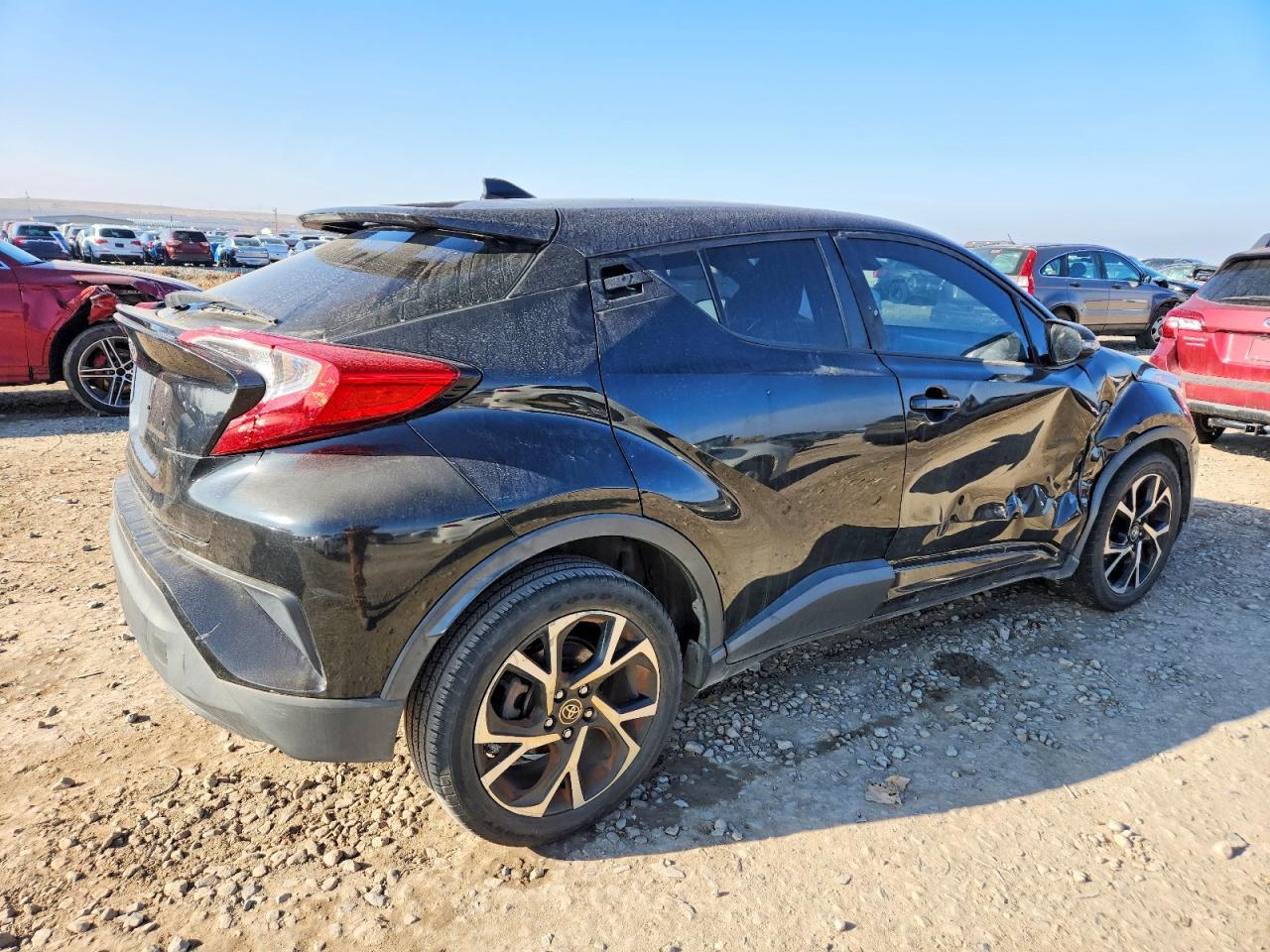 2018 Toyota C-Hr Xle - Image 3
