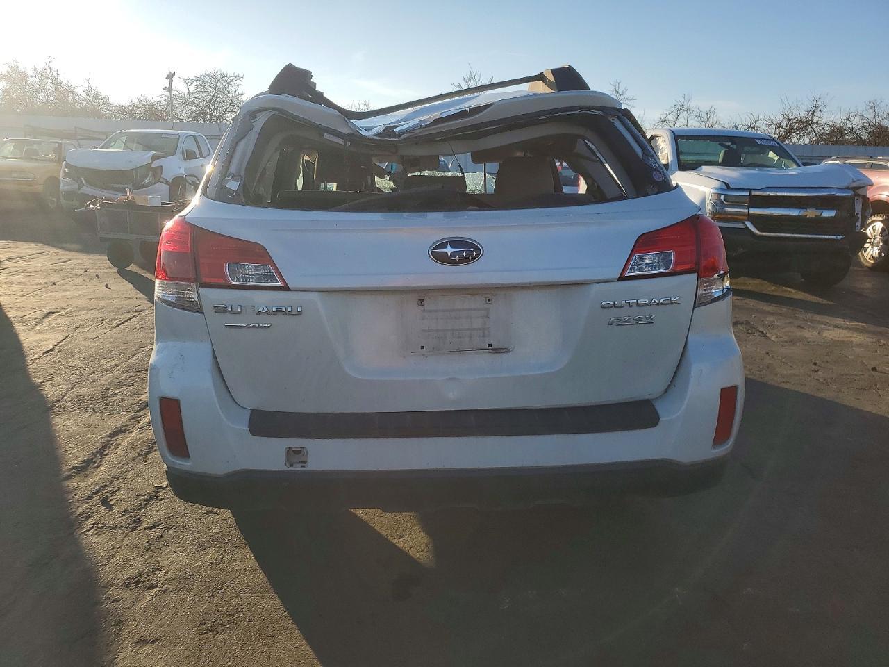 2014 Subaru Outback 2.5I Premium - Фото 6