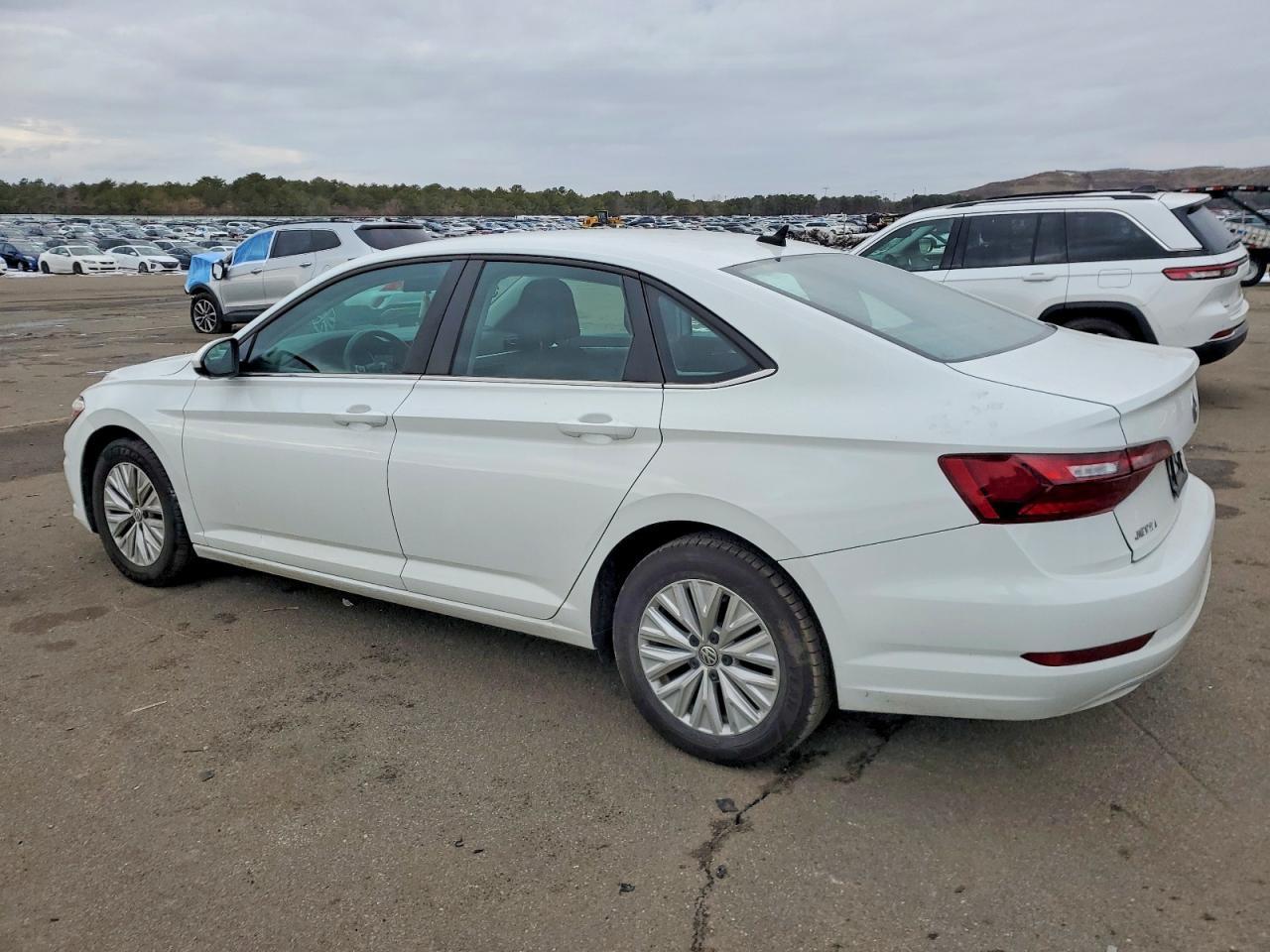 2020 Volkswagen Jetta S - Фото 2