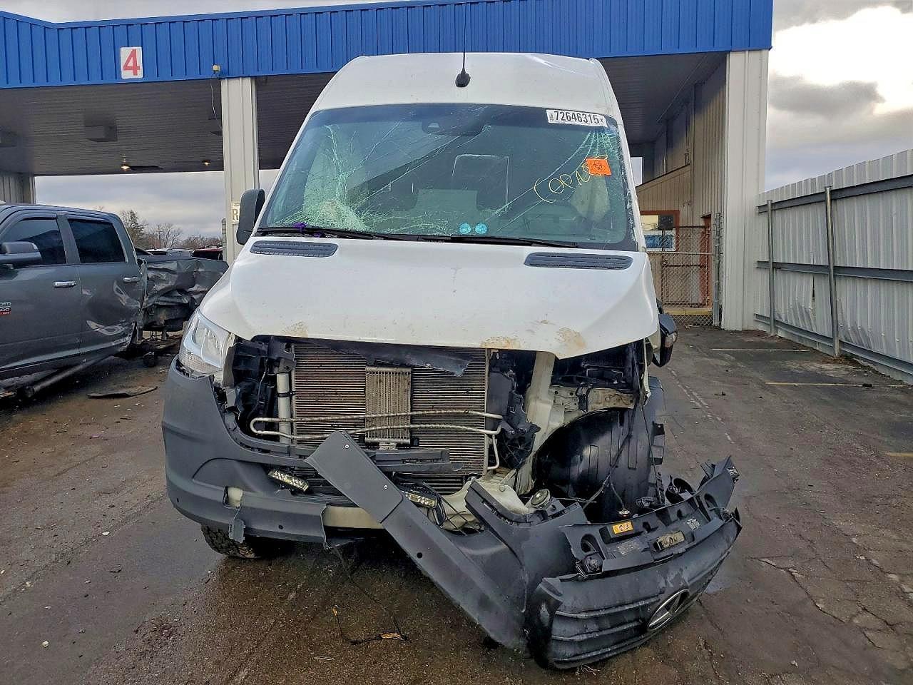 2022 Mercedes-Benz Sprinter 2500 Delivery Van - Image 5