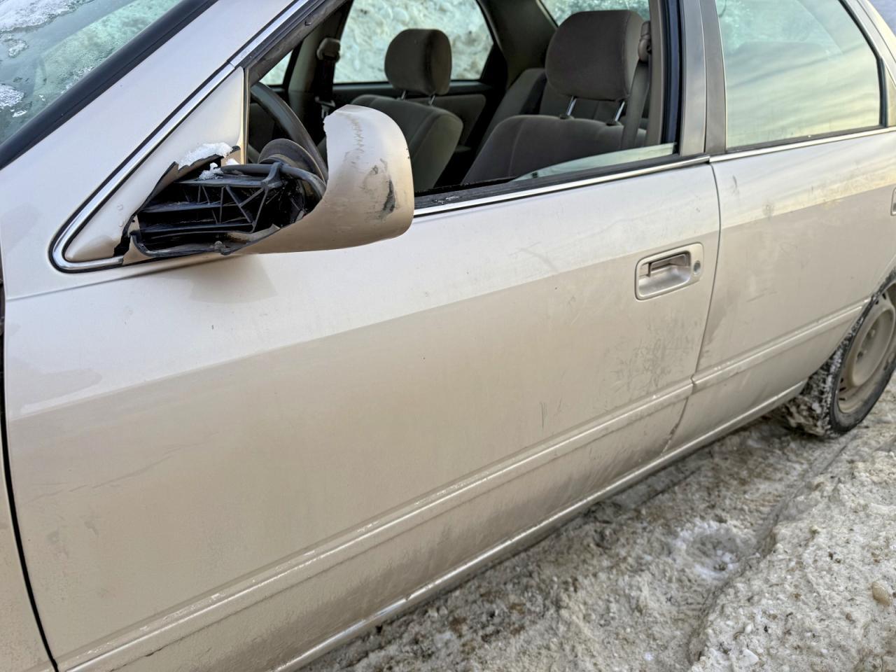 1998 Toyota Camry Ce - Фото 5