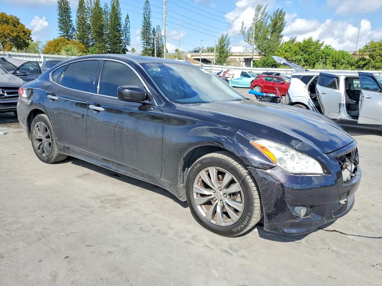 2012 Infiniti M37 X - Фото 4