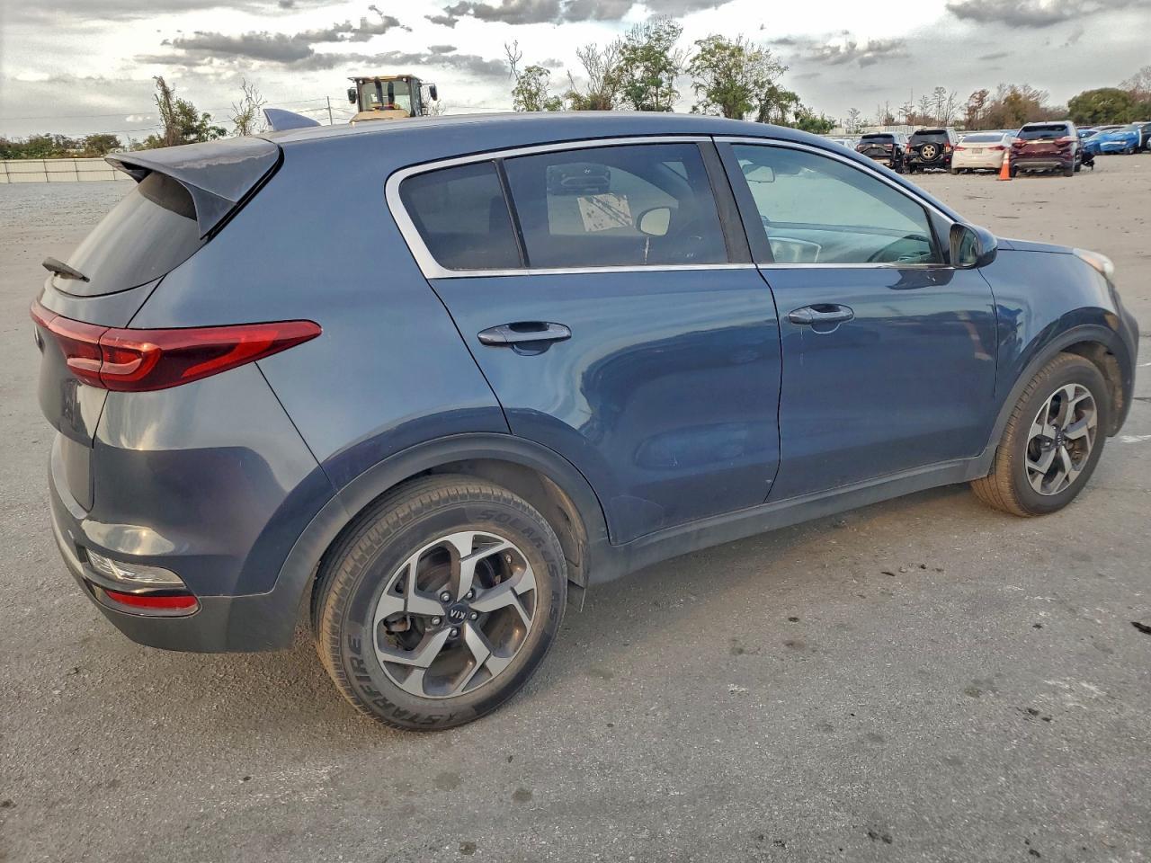 2020 Kia Sportage Lx - Фото 3