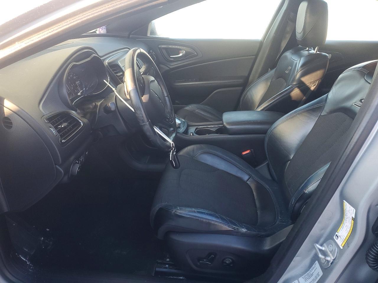2015 Chrysler 200 S - Фото 7