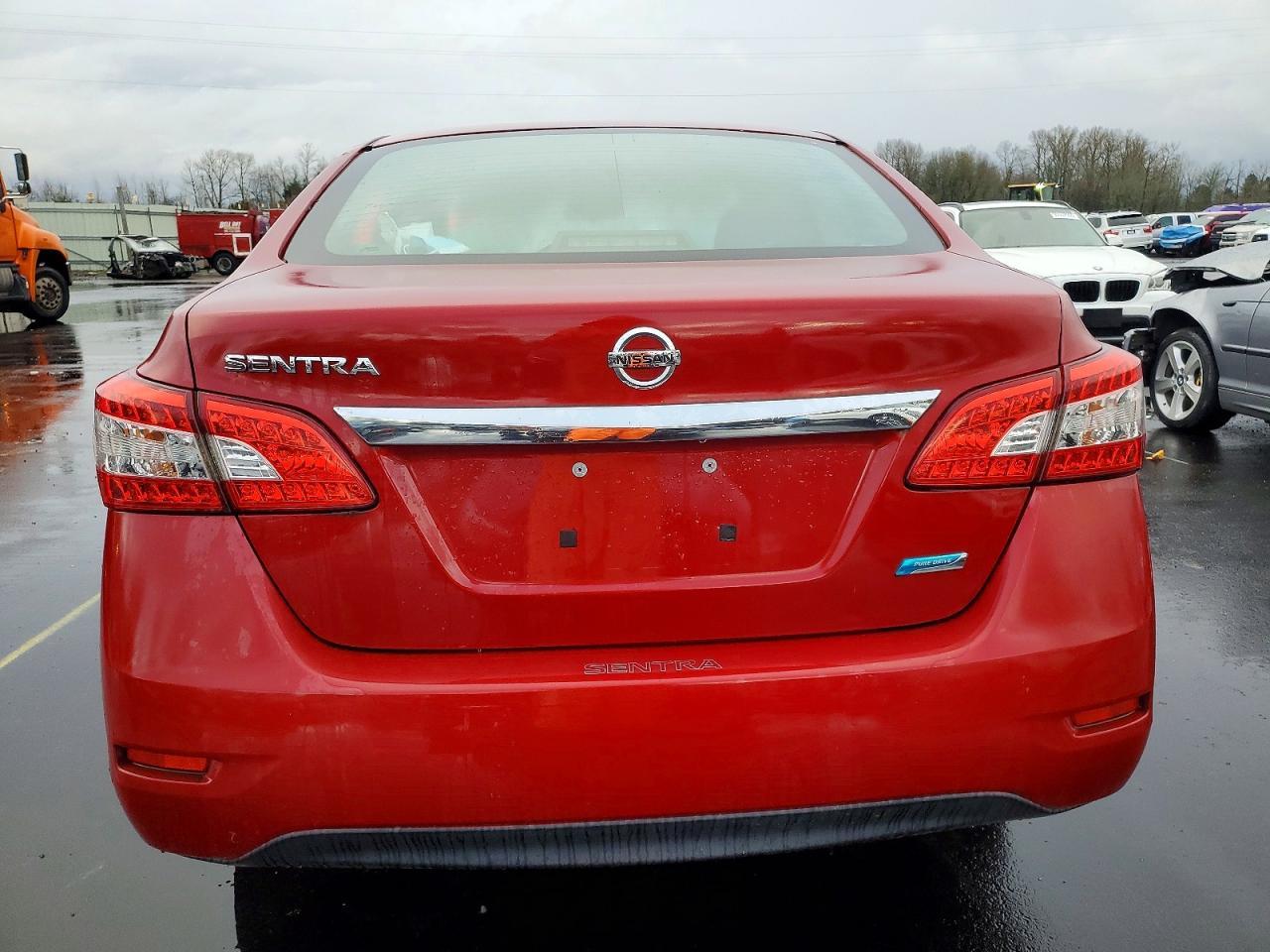 2014 Nissan Sentra S - Image 6