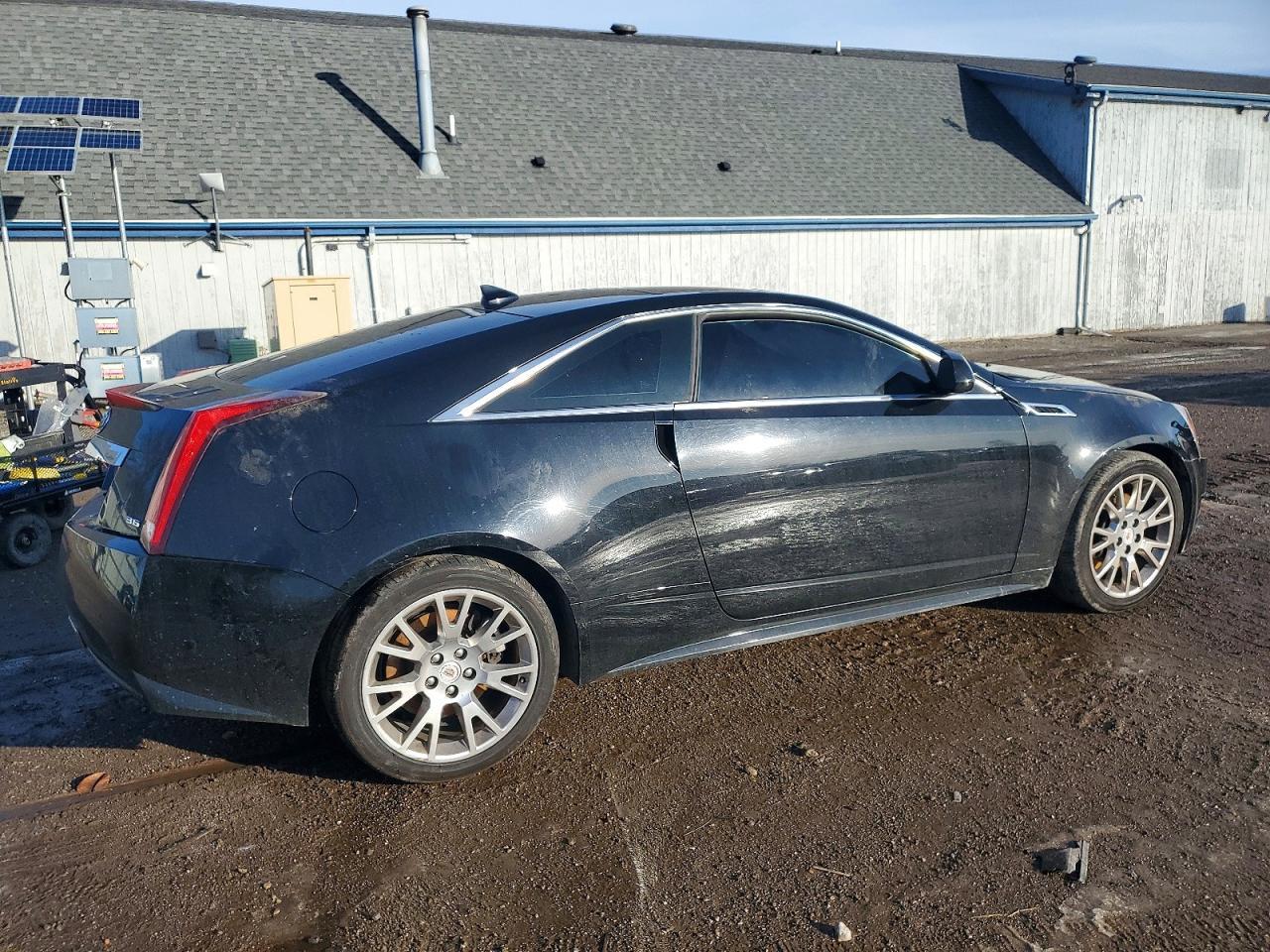 2011 Cadillac Cts Premium Collection - Image 3