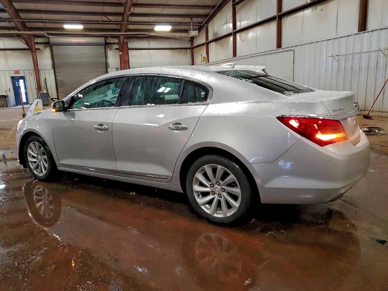 2016 Buick Lacrosse - Фото 2