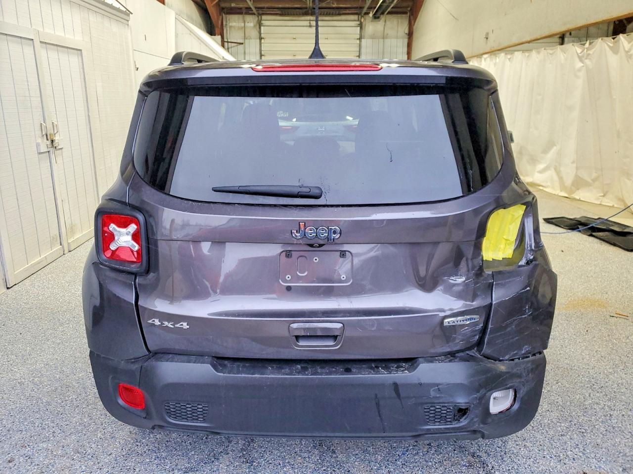 2021 Jeep Renegade Latitude - Фото 6