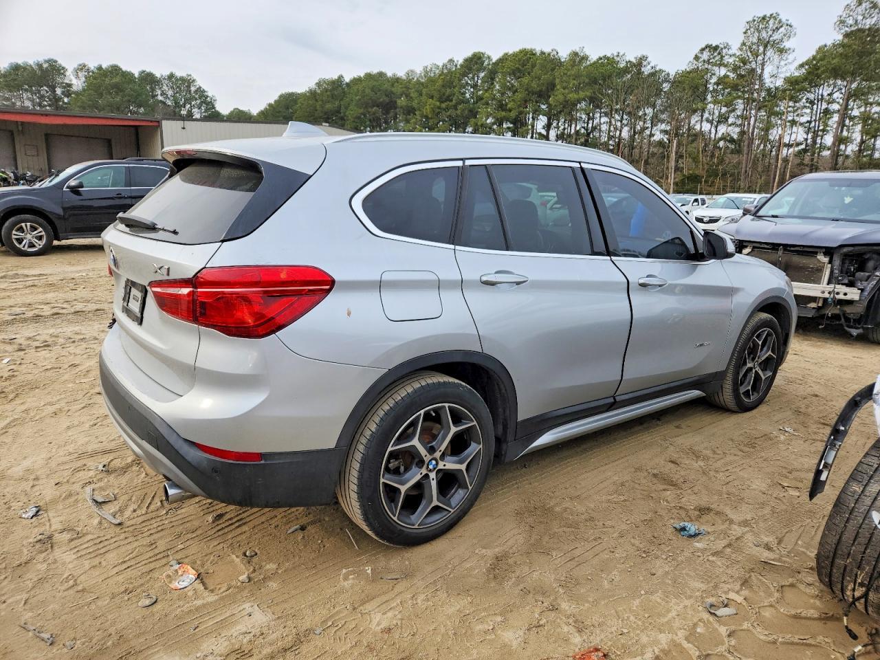 2018 BMW Motorrad X1 - Фото 3