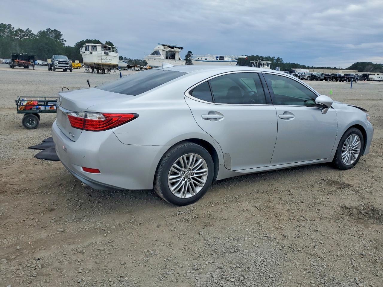 2015 Lexus Es 350 - Image 3