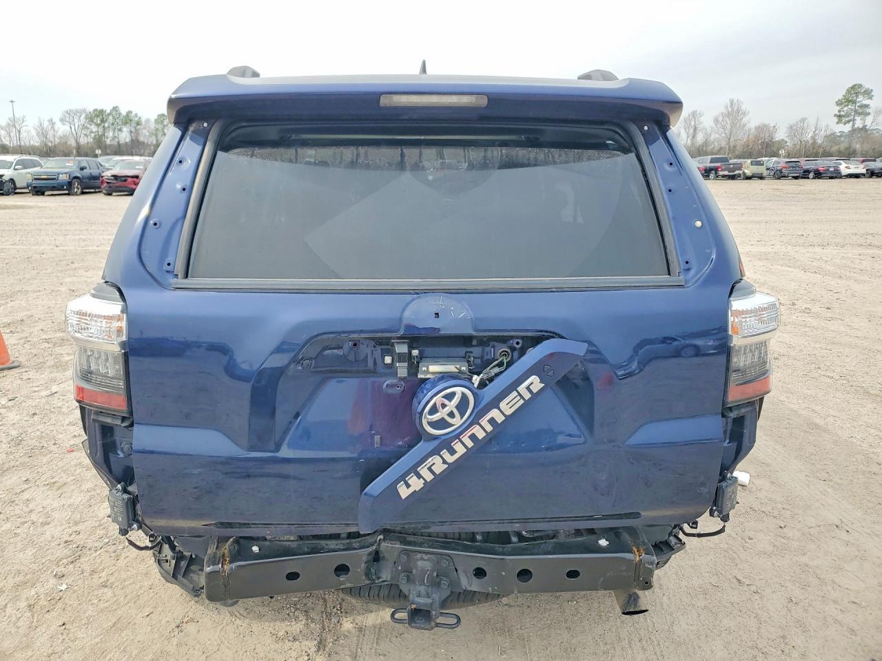 2023 Toyota 4Runner Sr5 - Фото 6