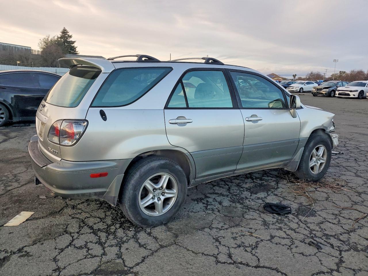 2001 Lexus Rx 300 - Image 3