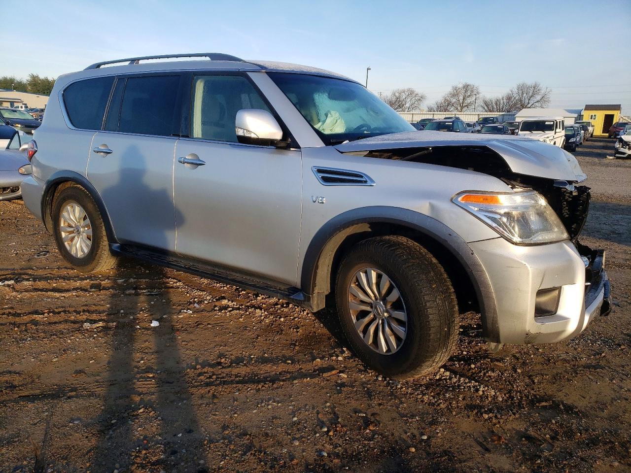 2017 Nissan Armada Sv - Фото 4