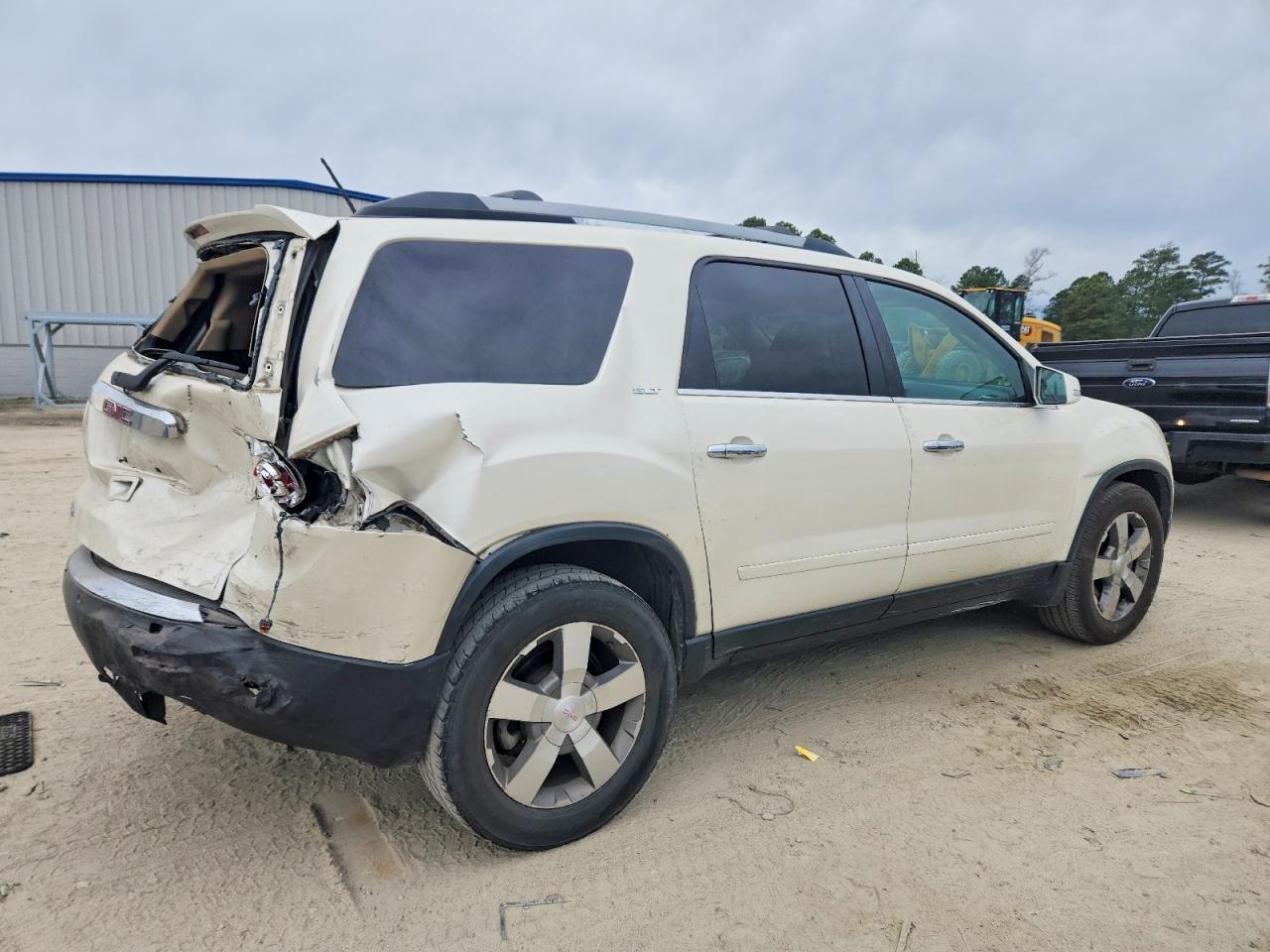 2011 GMC Acadia Slt-2 - Image 3