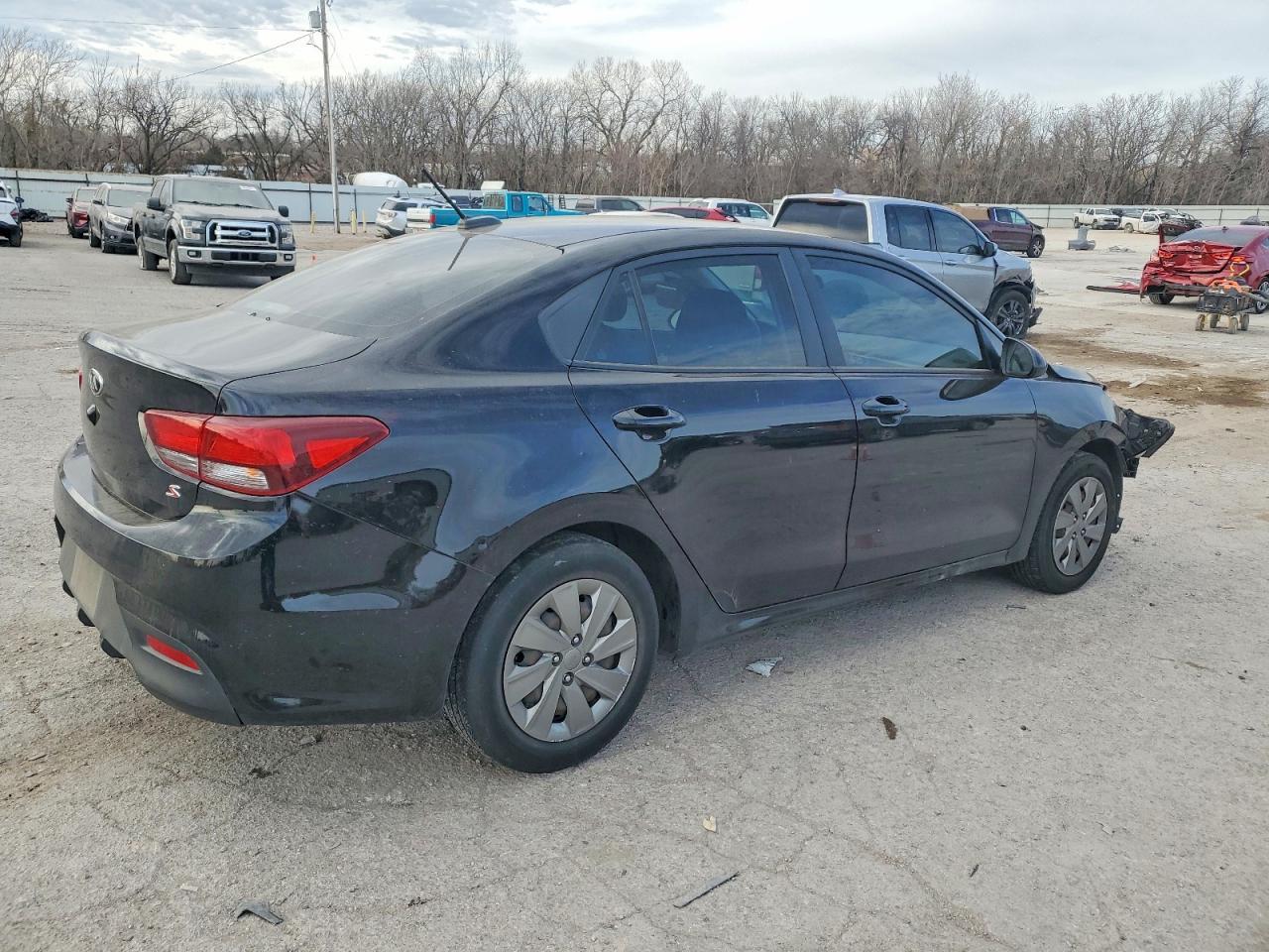 2020 Kia Rio - Image 3