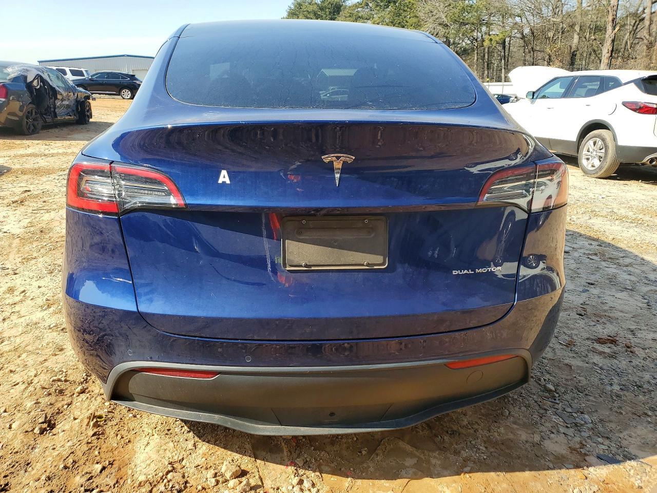 2022 Tesla Model Y - Фото 6