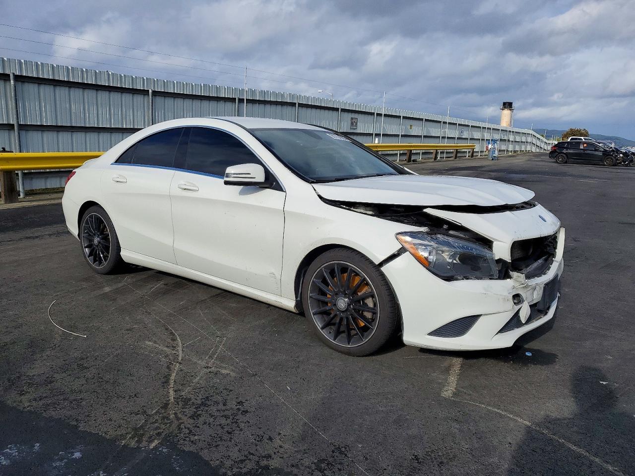2014 Mercedes-Benz Cla 250 - Image 4