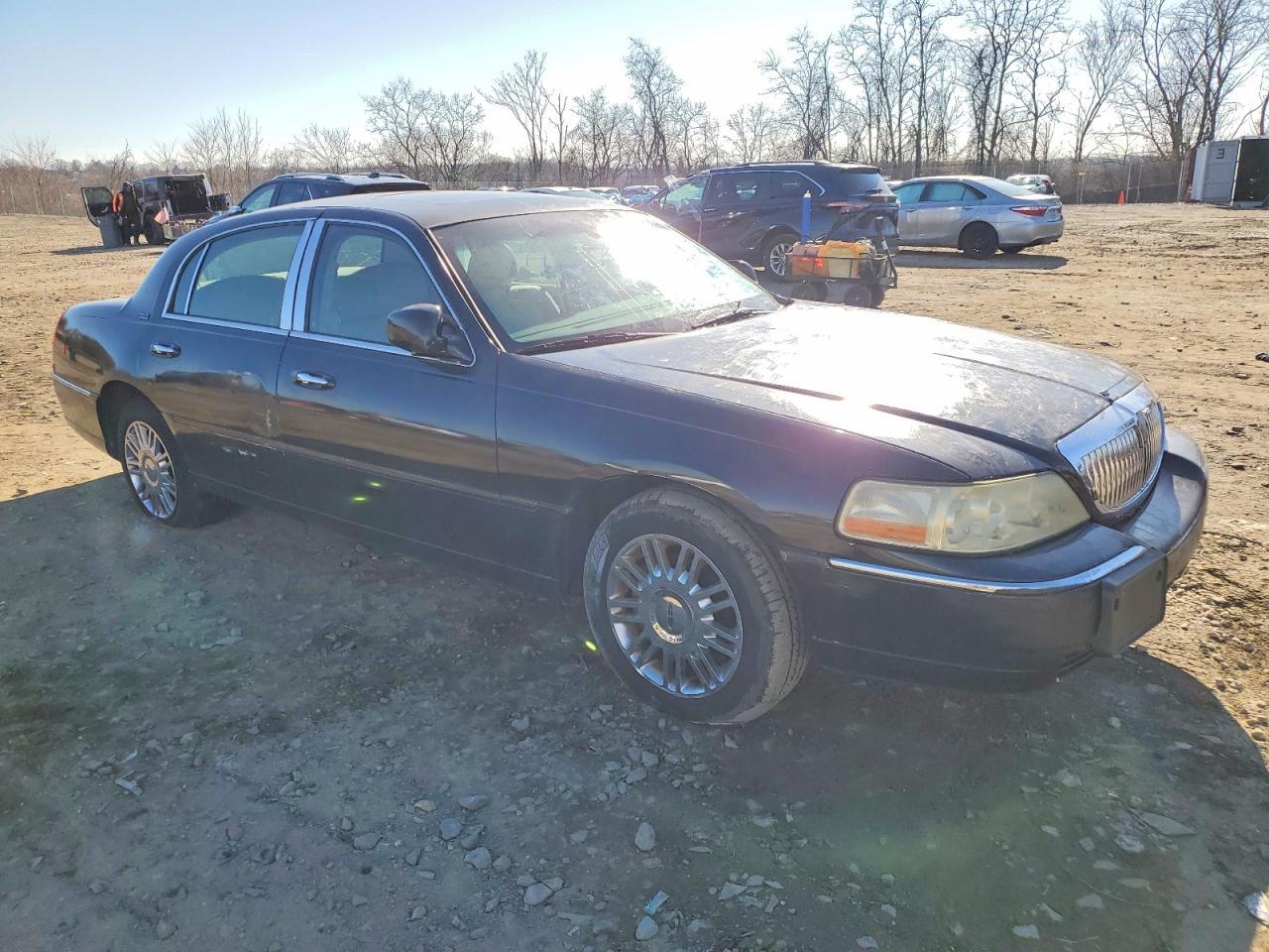 2007 Lincoln Town Car Signature Limited - Фото 4