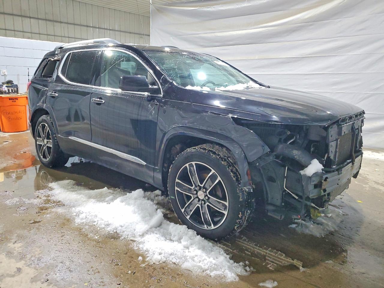 2017 GMC Acadia Denali - Фото 4