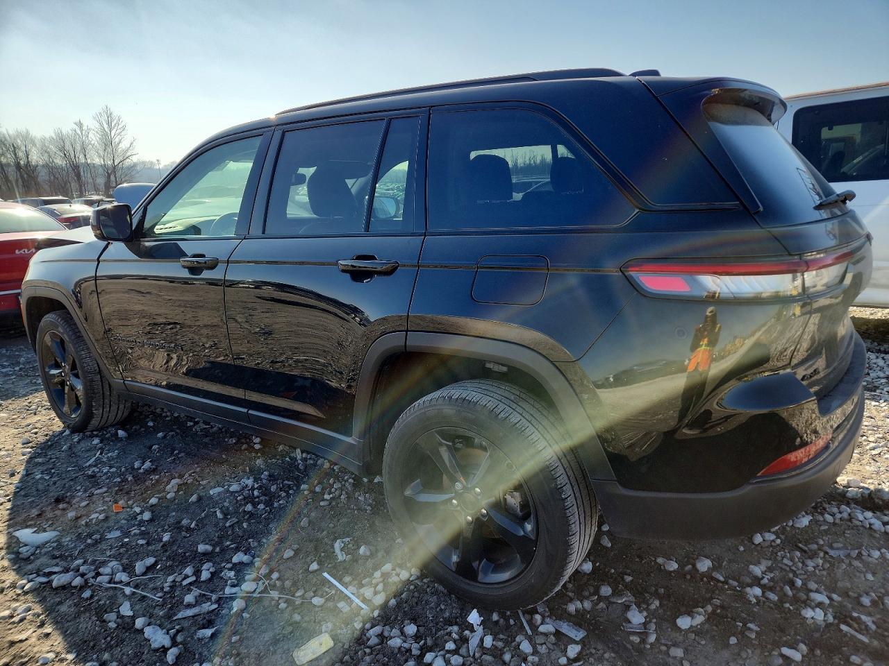 2024 Jeep Grand Cherokee Limited - Image 2
