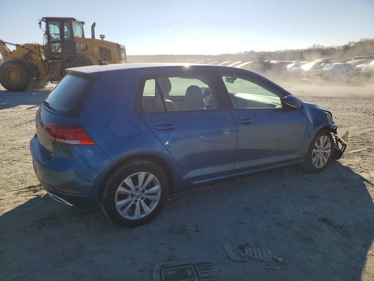 2018 Volkswagen Golf S - Фото 3