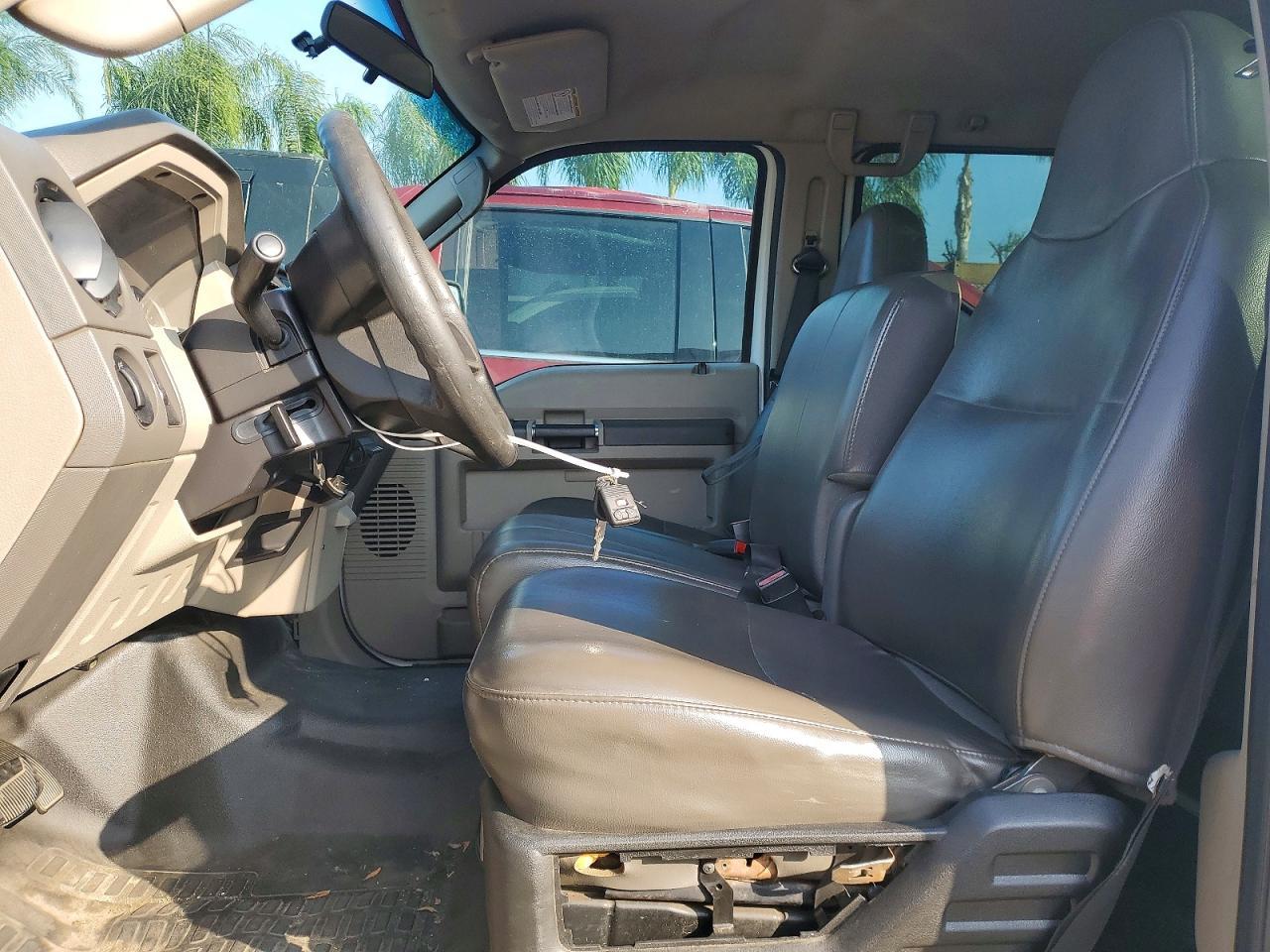 2010 Ford F450 Super Duty - Фото 7