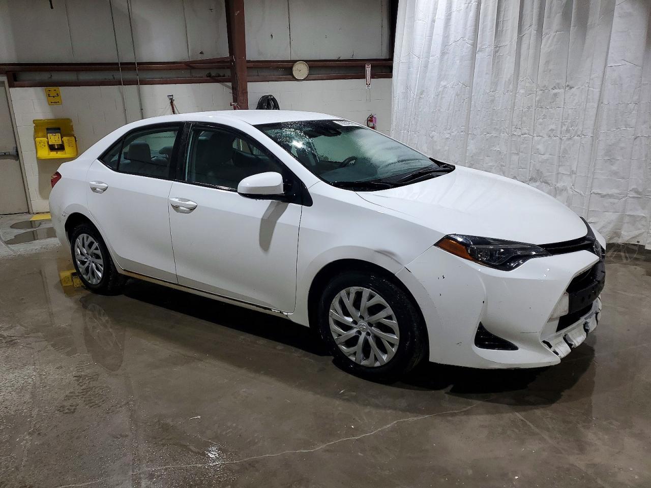 2018 Toyota Corolla L - Image 4